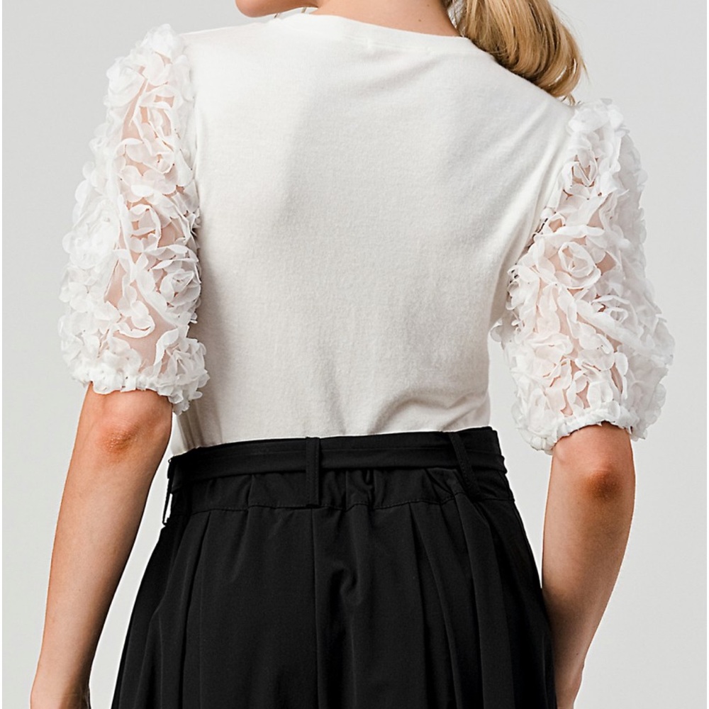 Flower Contrast Sleeve Sweater Short Sleeve Top - Picture 4 of 8